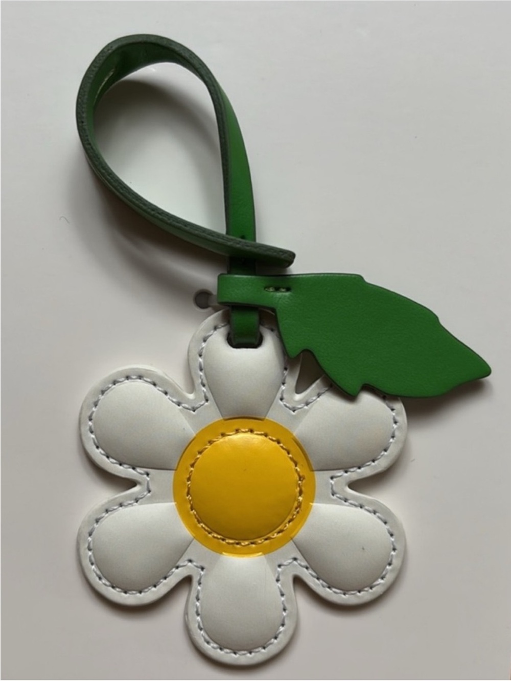 kate spade White Daisy Leather Bag Charm with Green Strap
